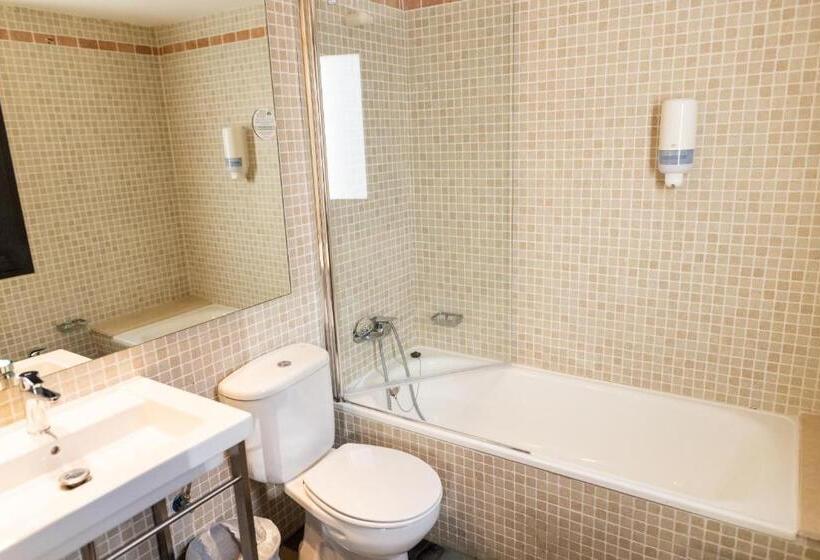 Отель Port 1730