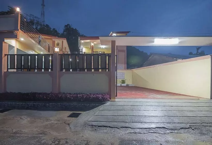 ペンション Reddoorz Near Rsud Dr Abdul Aziz Singkawang