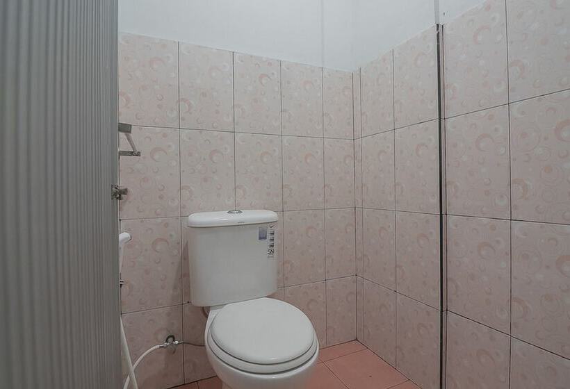 פנסיון Reddoorz Near Rsud Dr Abdul Aziz Singkawang