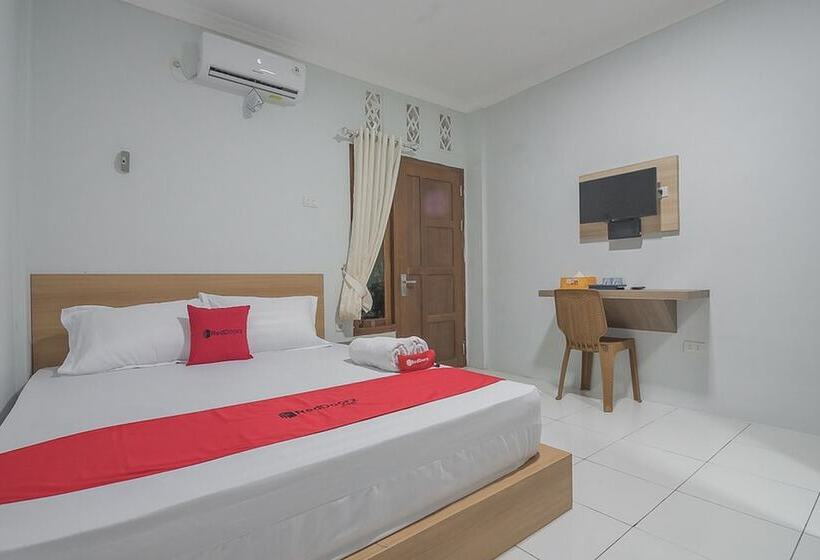 פנסיון Reddoorz Near Rsud Dr Abdul Aziz Singkawang