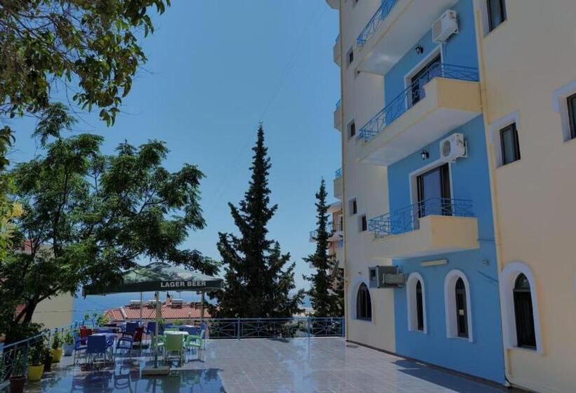 هتل Blue Saranda