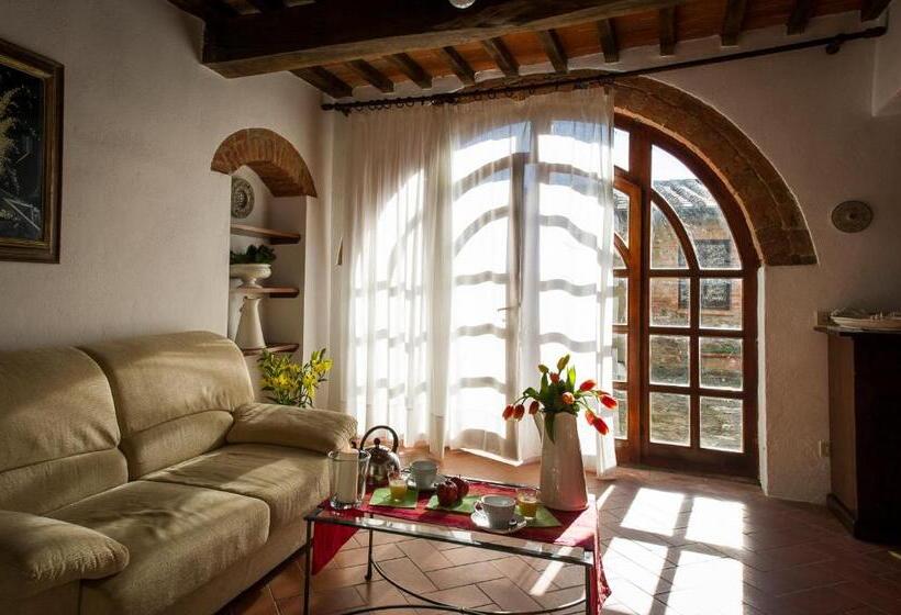 فندق Borgo Montemaggiore