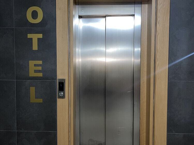 فندق City Center