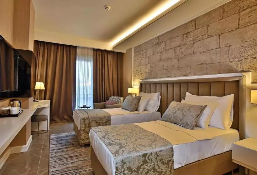 هتل Mardin Airport