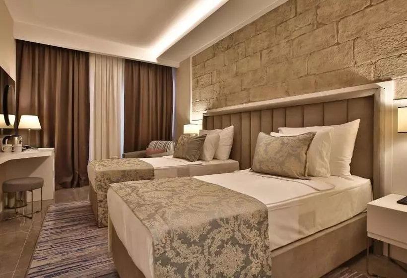 هتل Mardin Airport