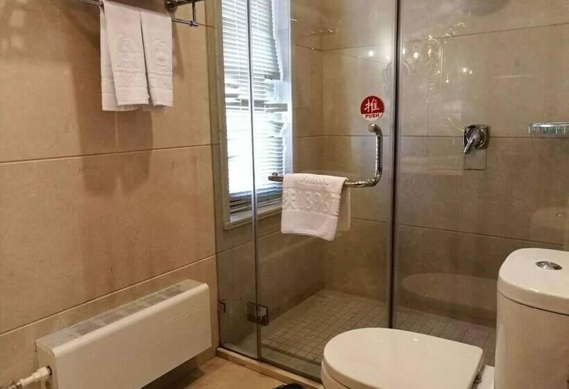 בית מלון כפרי Railway 1896 Garden