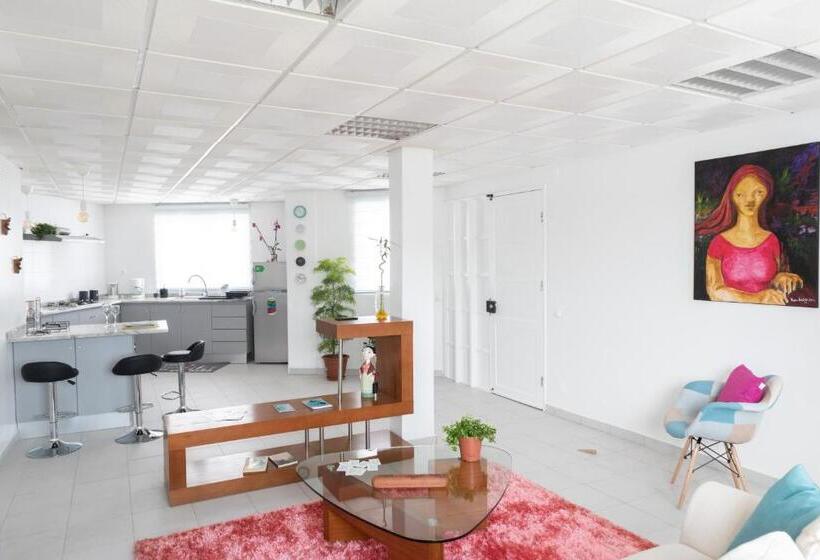 پانسیون A Casa Da Mizi