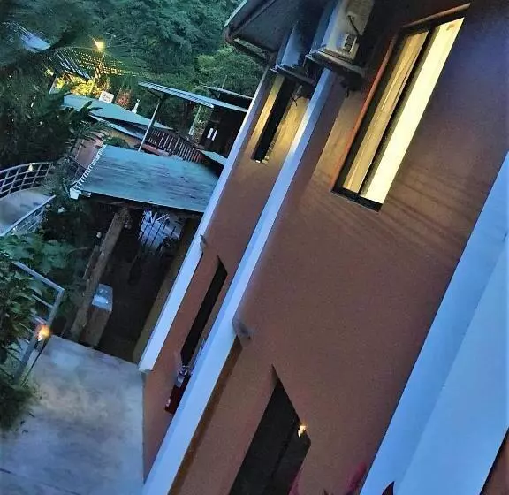 Hotelli Corcovado & Drake Inn