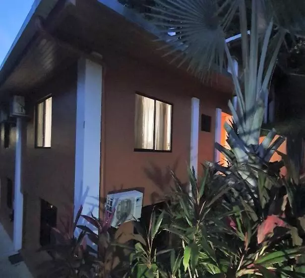 Hotelli Corcovado & Drake Inn