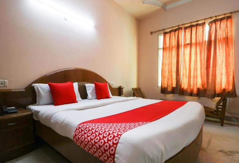 Hotel Oyo 61070  Krishna Deluxe