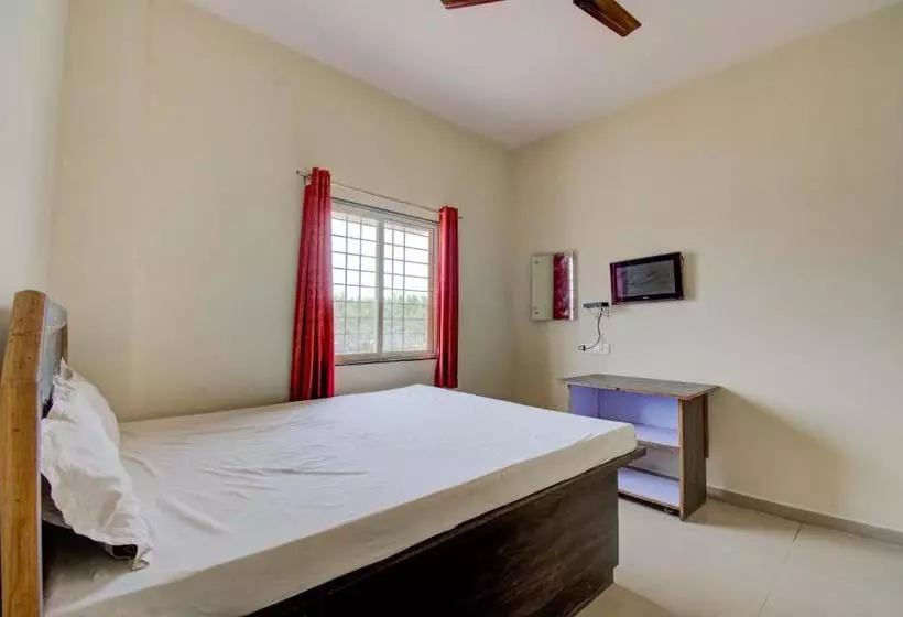 ホテル Spot On 49048 Jayanthi Tower Saver