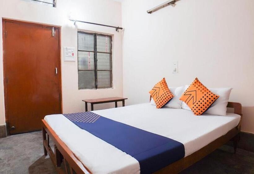 Hotell Spot On 61328 Mohan