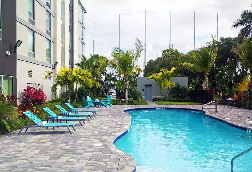 Hotelli Home2 Suites By Hilton West Palm Beach Airport, Fl