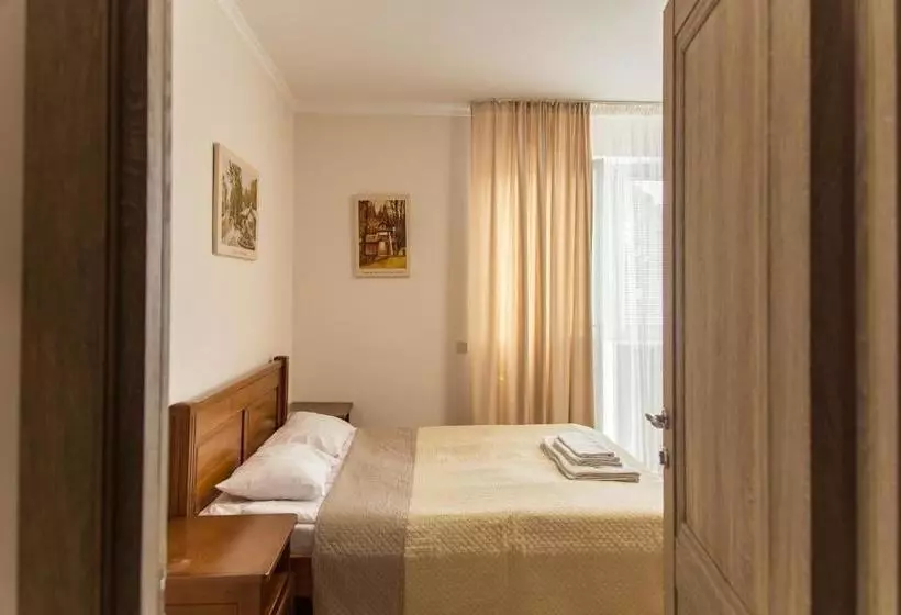 Villa Zhanna Central Park