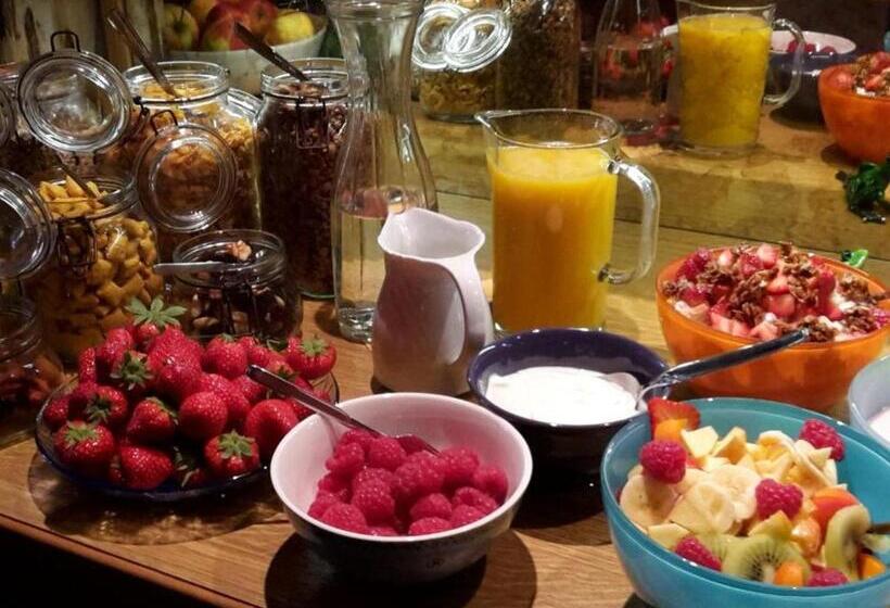 ユースホステル Gästehaus Ainser