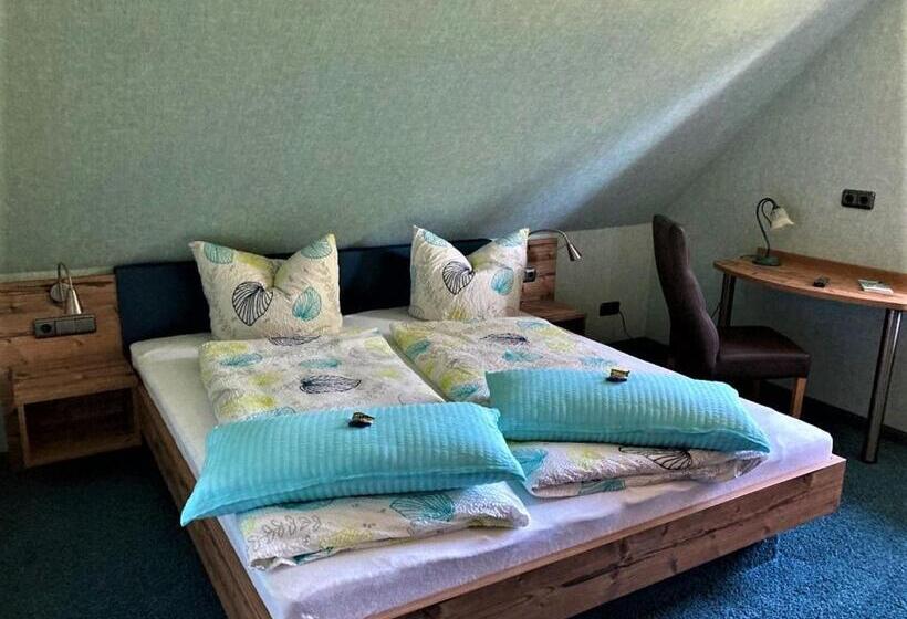 ユースホステル Gästehaus Ainser