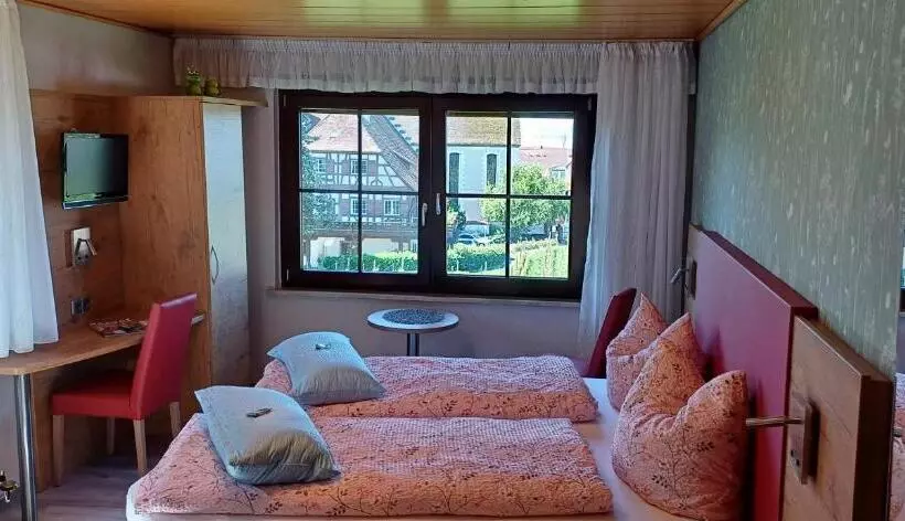 Retkeilymaja Gästehaus Ainser