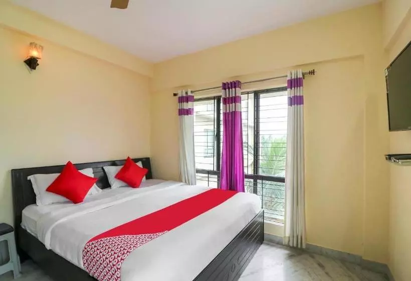Hotelli Oyo 49278 Uttar Banga Guest House Saver