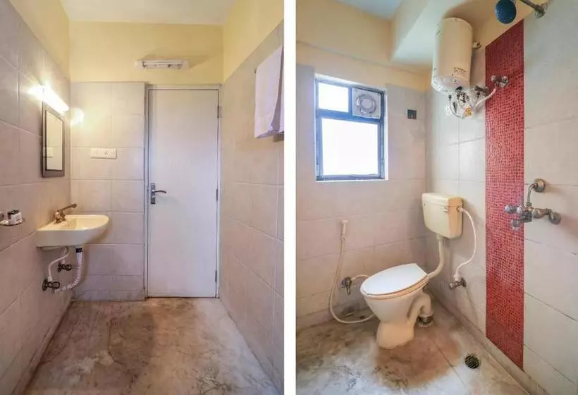 Hotelli Oyo 49278 Uttar Banga Guest House Saver