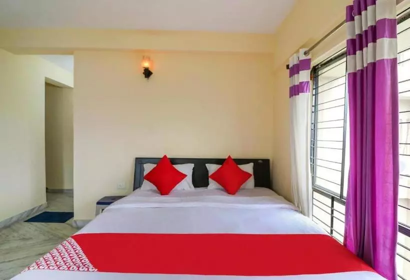 Hotelli Oyo 49278 Uttar Banga Guest House Saver
