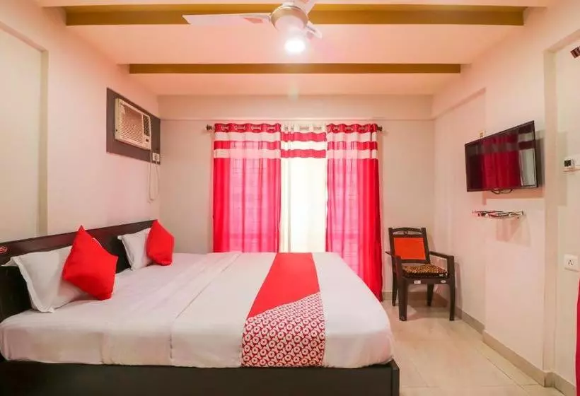 Hotelli Oyo 49278 Uttar Banga Guest House Saver