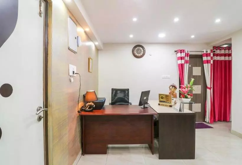Hotelli Oyo 49278 Uttar Banga Guest House Saver