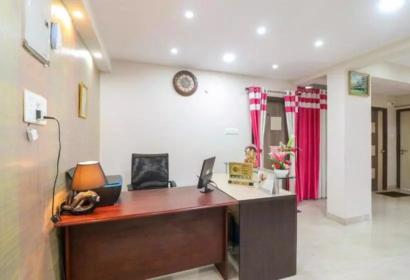 Hotelli Oyo 49278 Uttar Banga Guest House Saver