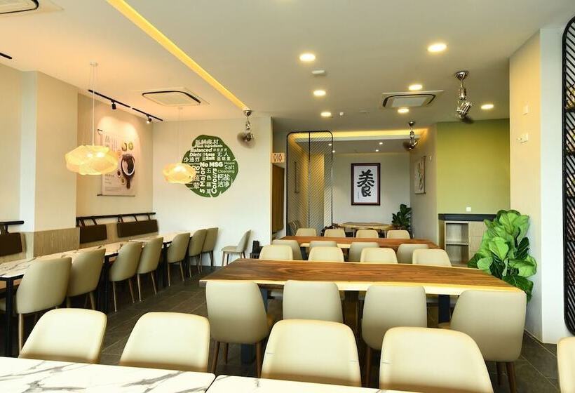 פנסיון Sojourn Guest House