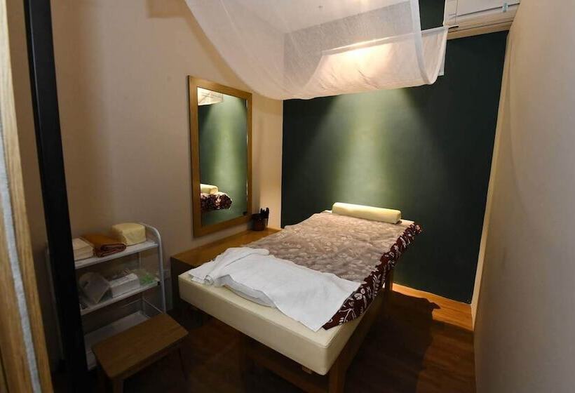 פנסיון Sojourn Guest House