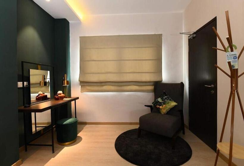 פנסיון Sojourn Guest House