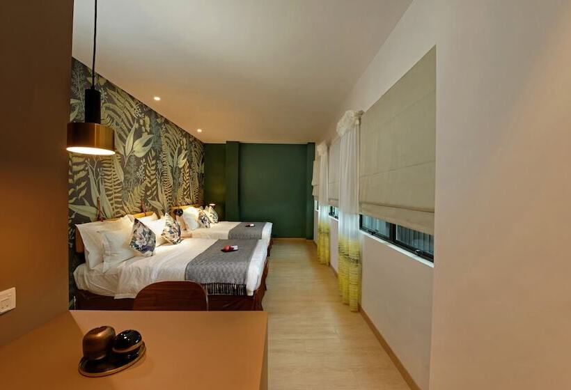 פנסיון Sojourn Guest House