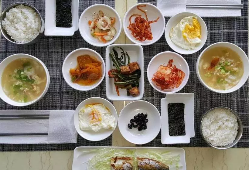 Phil Oasis  And Resorts