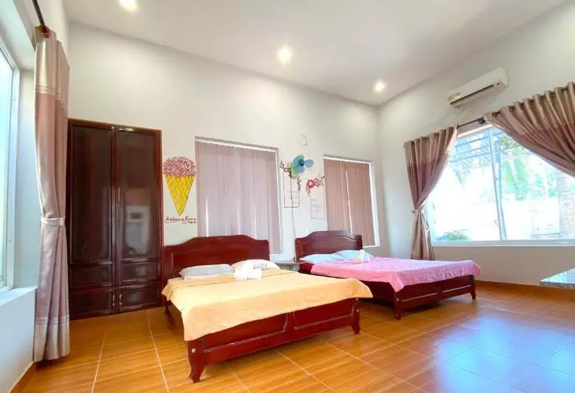 هتل Goc Bien Homestay