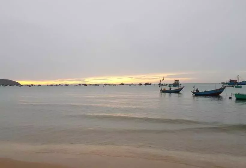 هتل Goc Bien Homestay