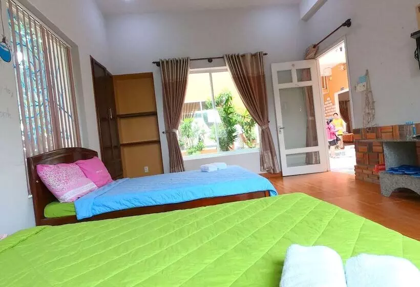 هتل Goc Bien Homestay