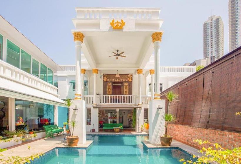 فندق Oyo 89353 Nostalgia Boutique & Restaurant