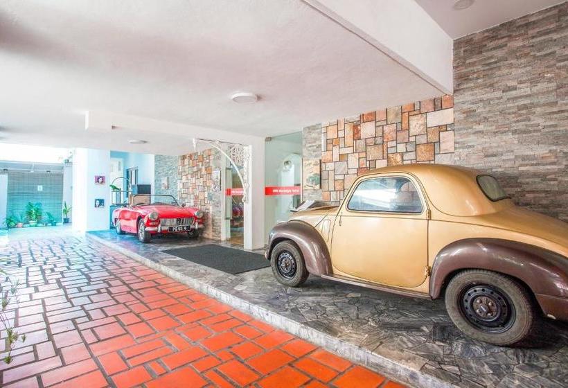 فندق Oyo 89353 Nostalgia Boutique & Restaurant