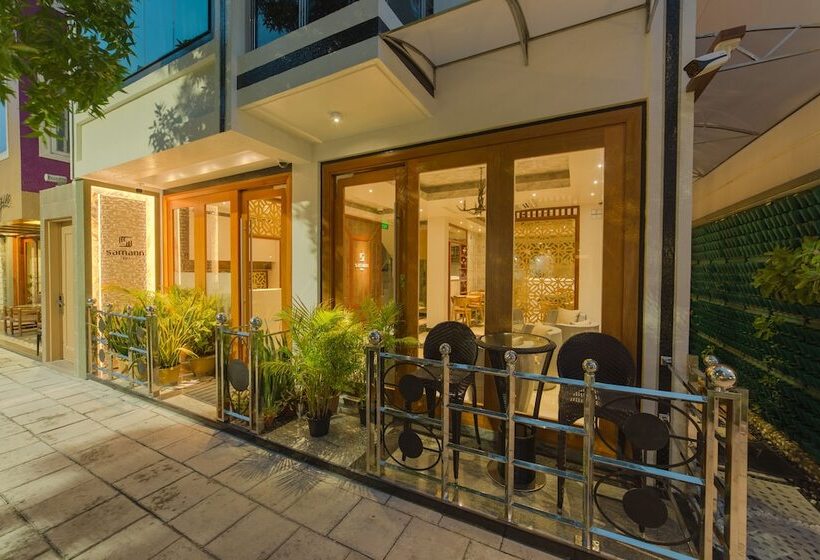 هتل Samann Host