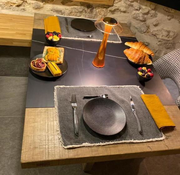 פנסיון La Maison De Robinson