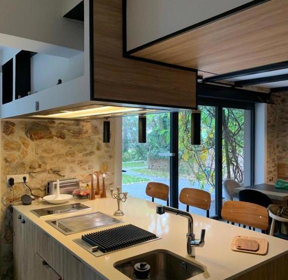 פנסיון La Maison De Robinson