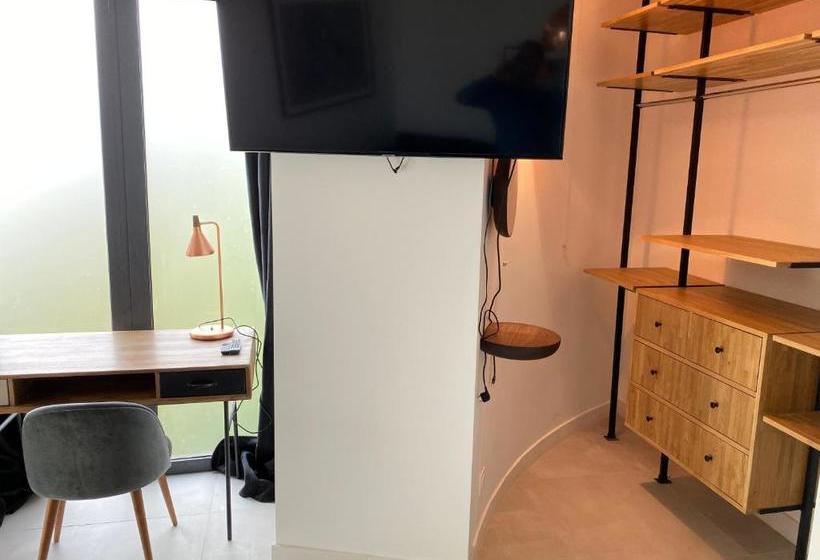 פנסיון La Maison De Robinson