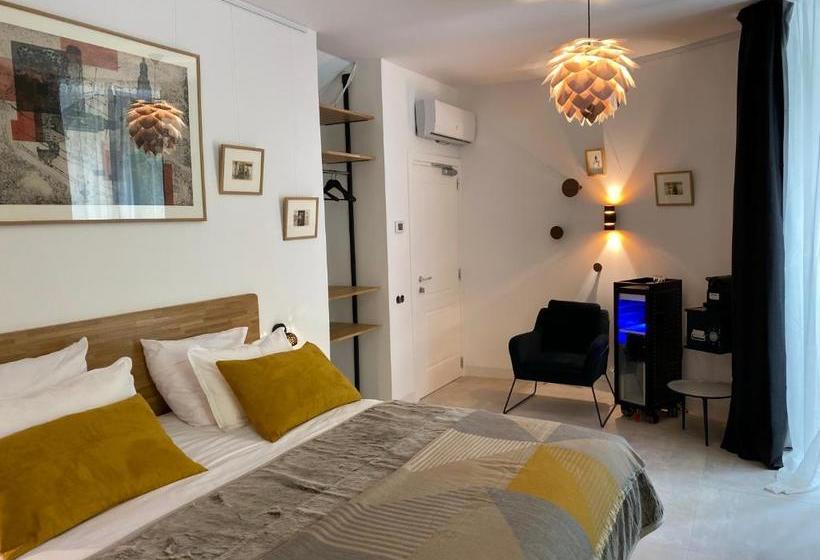 פנסיון La Maison De Robinson