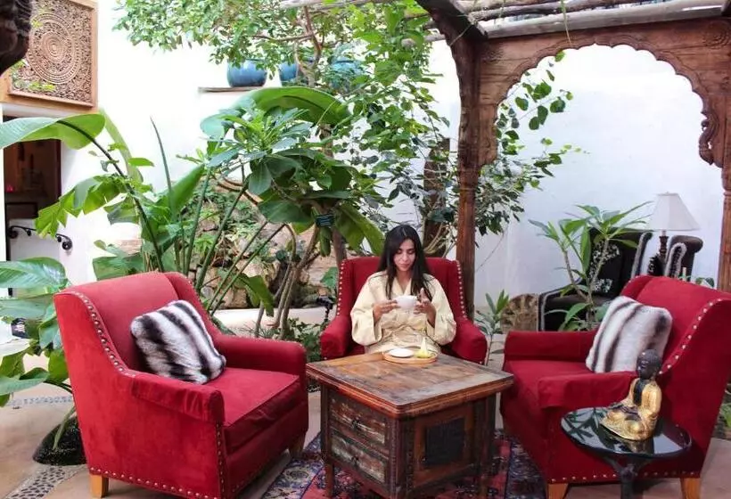 El Monte Sagrado Resort & Spa