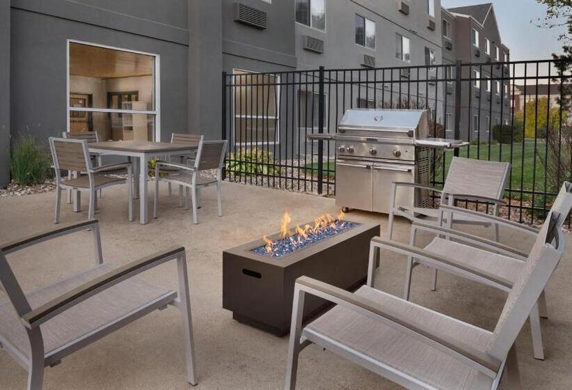 בית מלון כפרי Country Inn & Suites By Radisson, Brookings