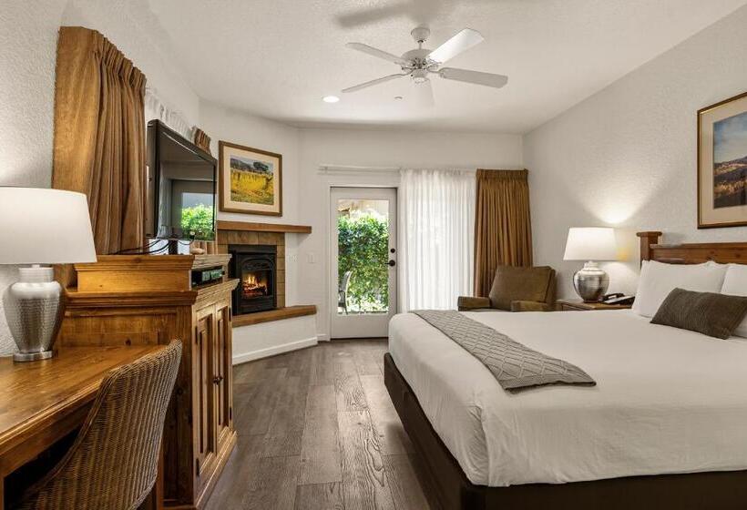 בית מלון כפרי El Pueblo Inn