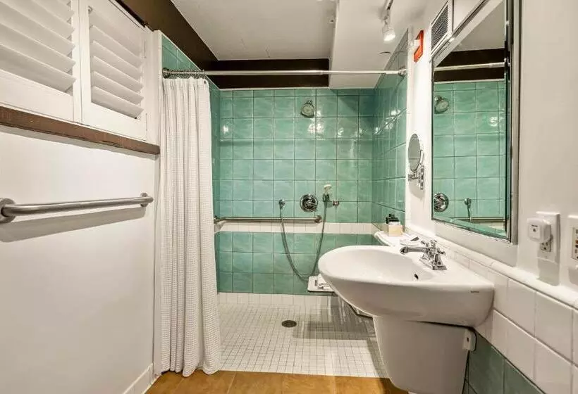 Отель El Pueblo Inn