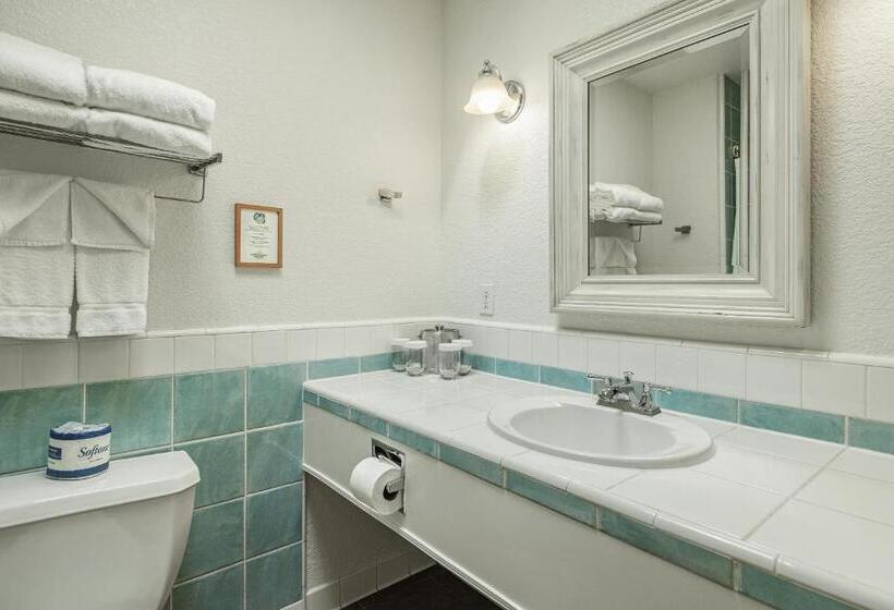 בית מלון כפרי El Pueblo Inn