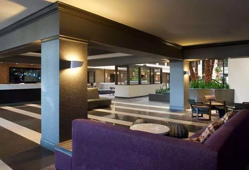 Отель Embassy Suites By Hilton Las Vegas