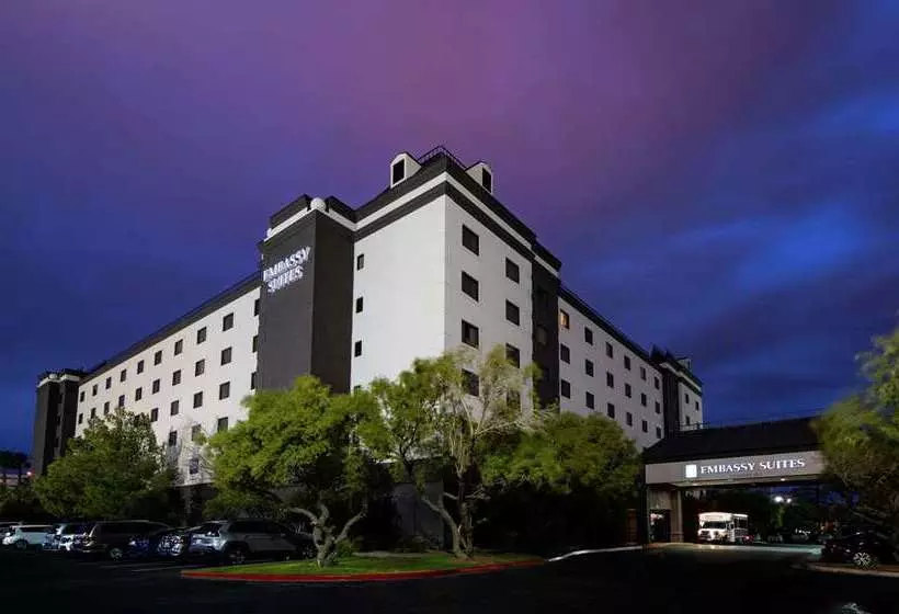 Отель Embassy Suites By Hilton Las Vegas