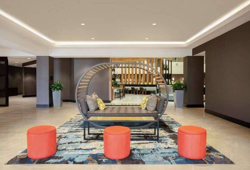 בית מלון כפרי Embassy Suites By Hilton Orlando Airport